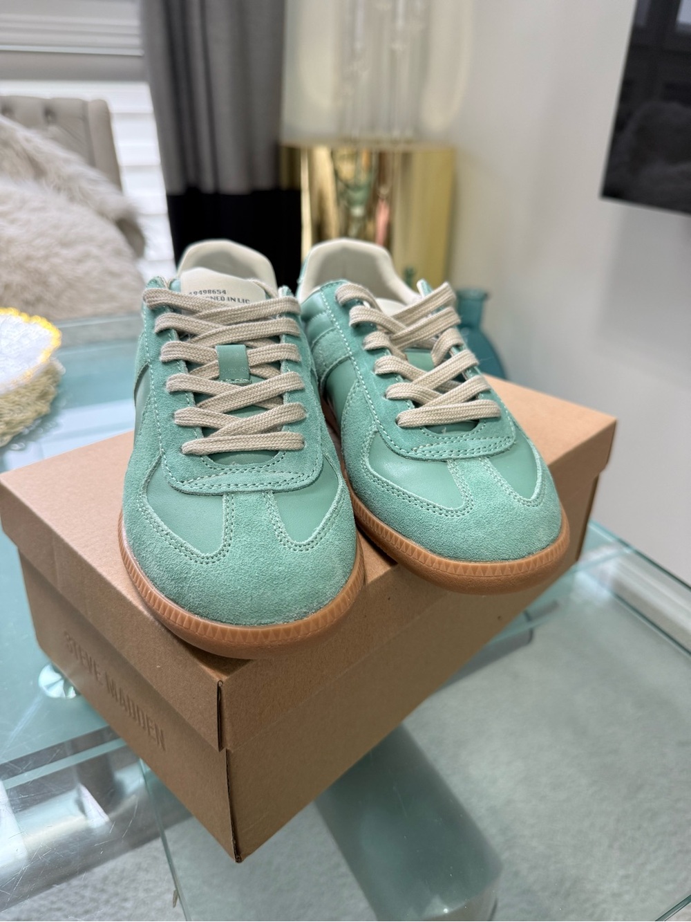 NWT Steve Madden Aziel Suede Sneakers - Size 8